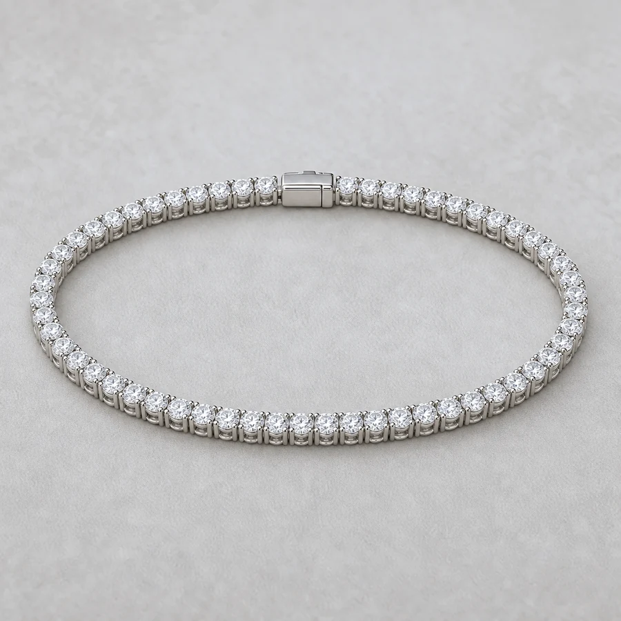 Indicative render of a 2.90 carat diamond tennis bracelet, shown in white gold, also made in white, yellow or rose gold